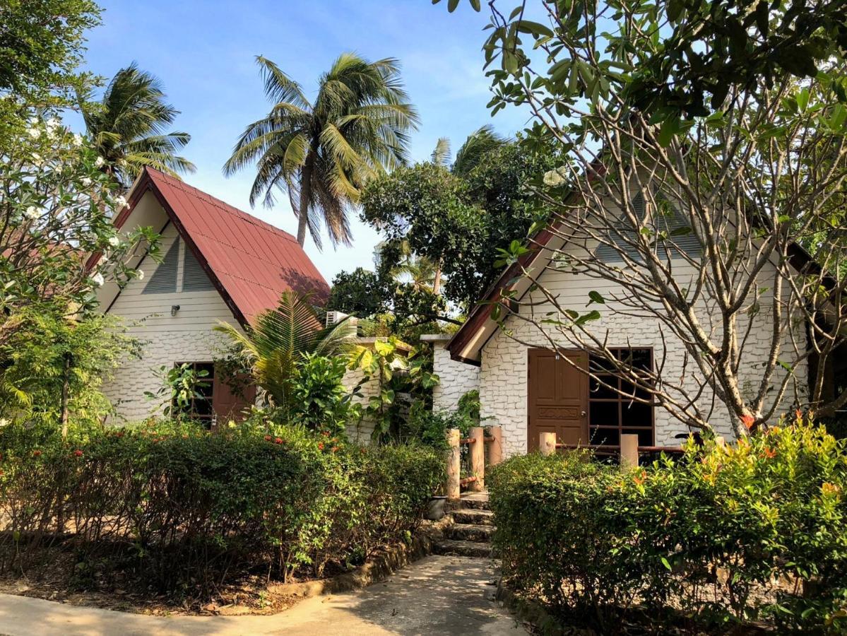Blue Beach Resort Baanphakrimlay المظهر الخارجي الصورة