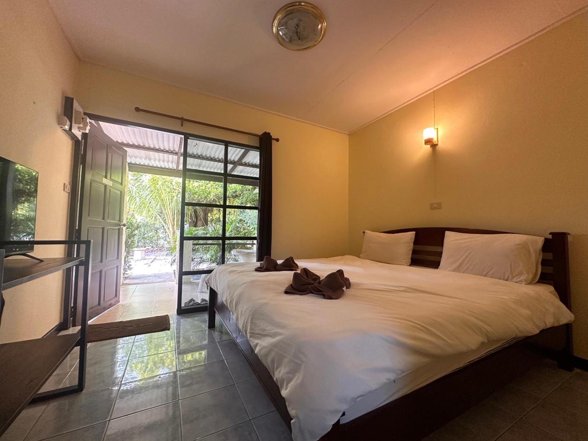 Blue Beach Resort Baanphakrimlay المظهر الخارجي الصورة