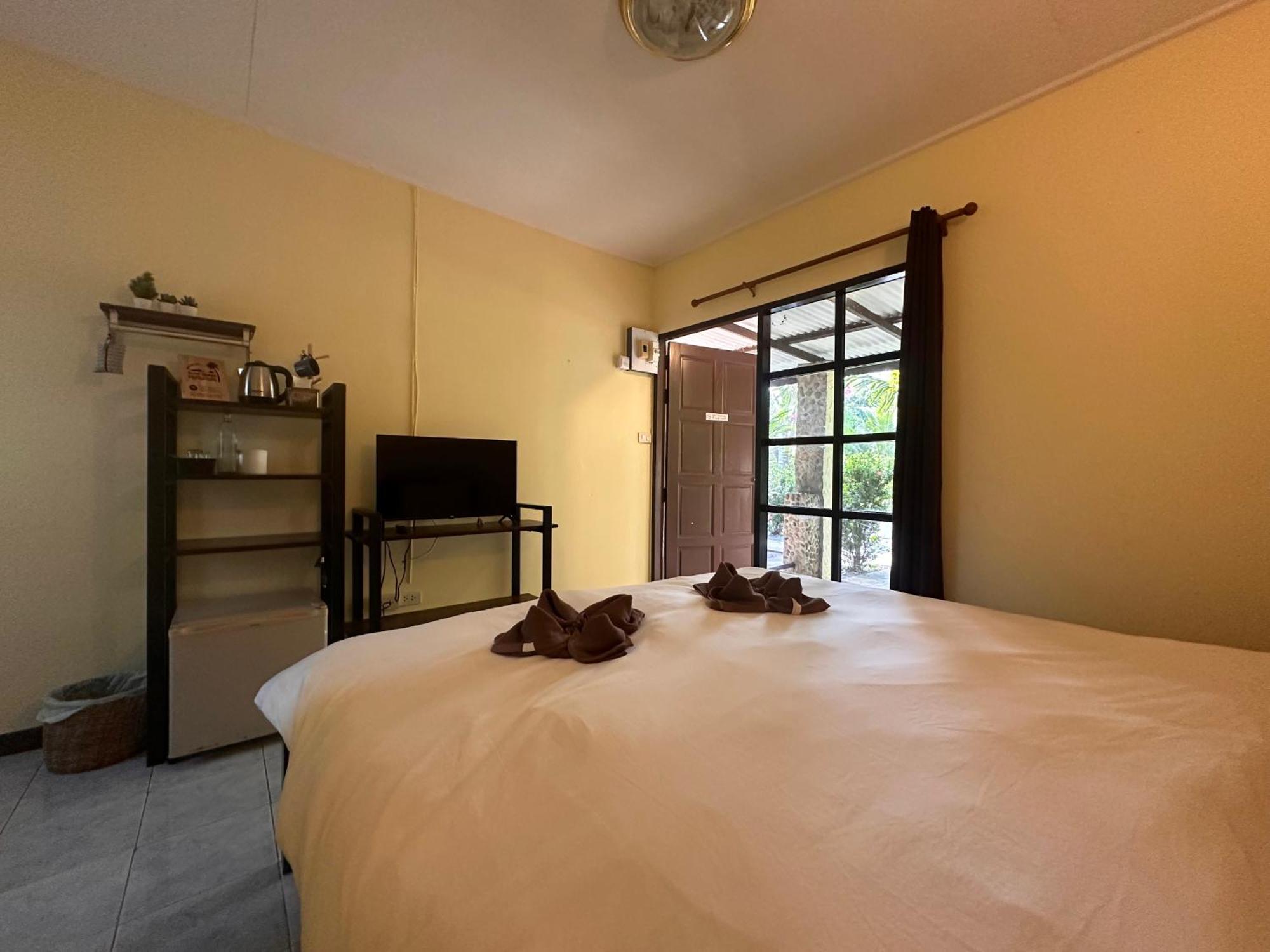 Blue Beach Resort Baanphakrimlay المظهر الخارجي الصورة